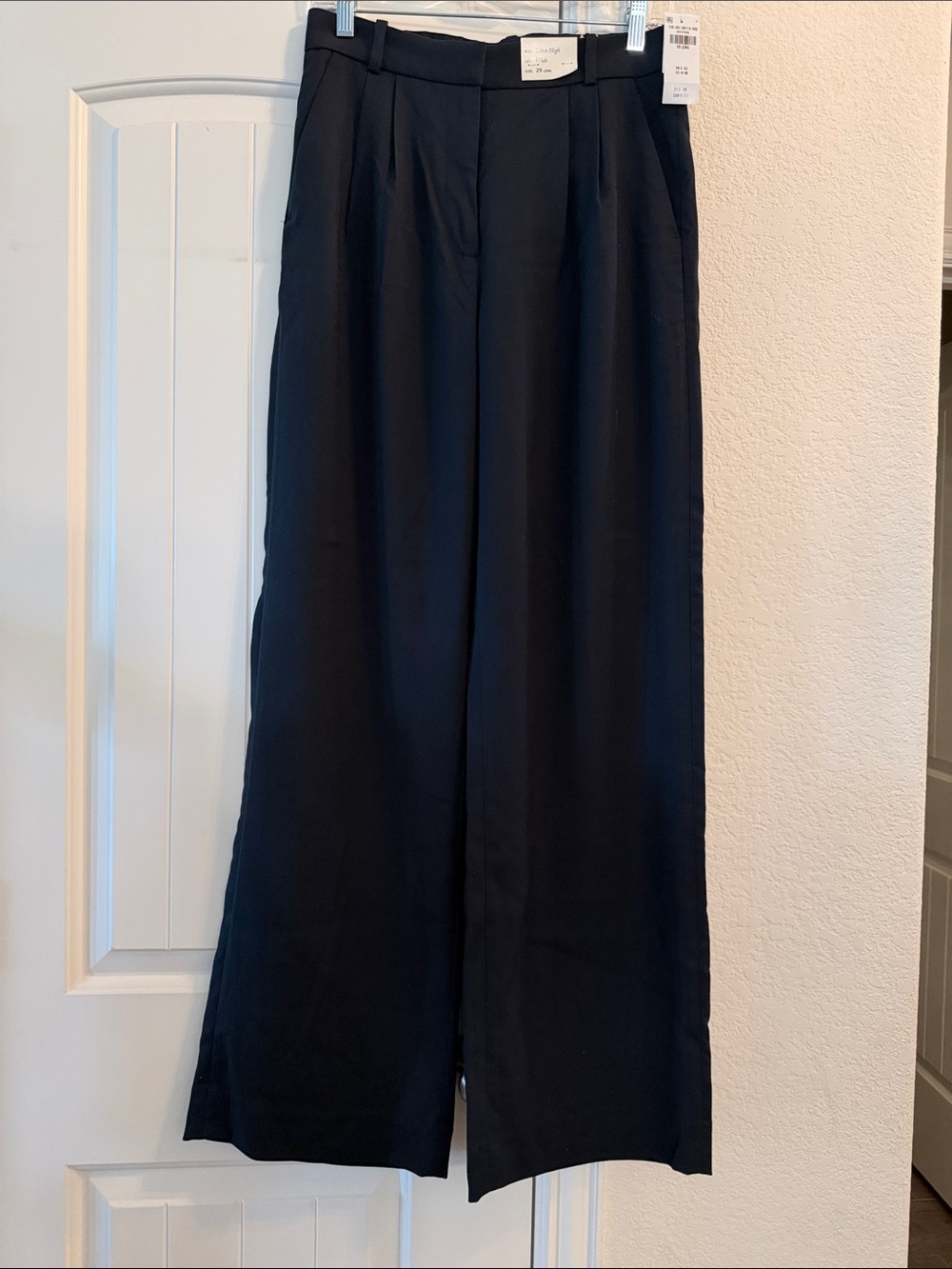 ABERCROMBIE & FITCH Ultra High Rise Black Wide Leg SloaneTailored Pant 29L NWT